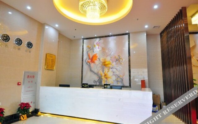 Guangzhou Dongyi Business Hotel (Changyi Subway Station)