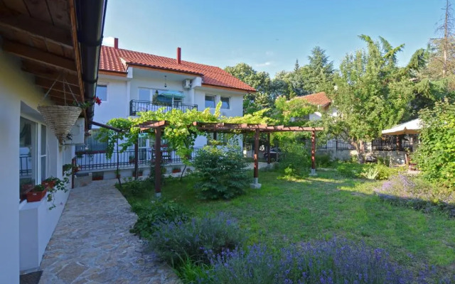 Bistra Guest Rooms