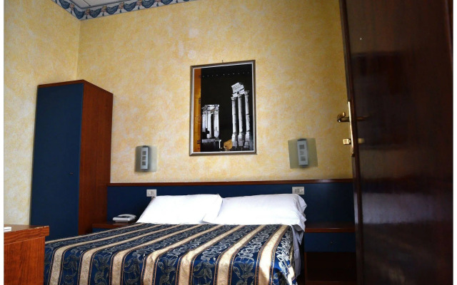 Hotel Julia
