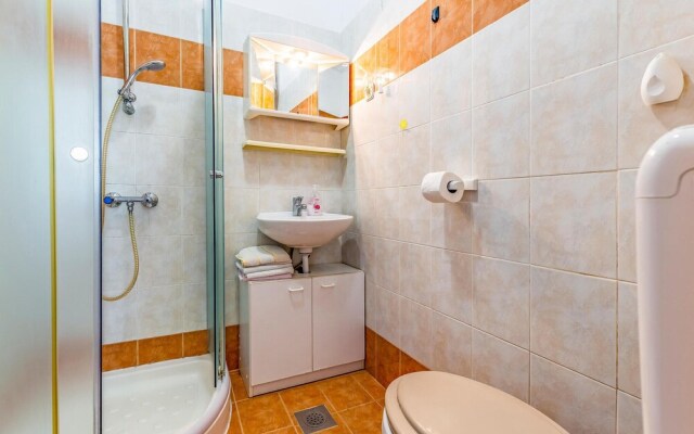 Nice Apartment in Medulin With 2 Bedrooms and Wifi
