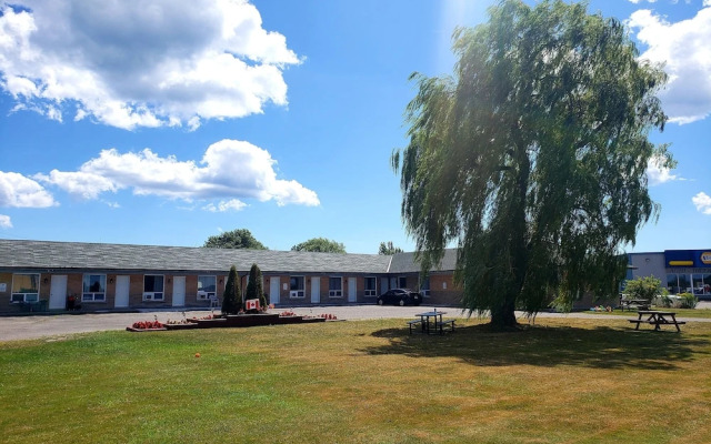 Hotel Port Colborne ON