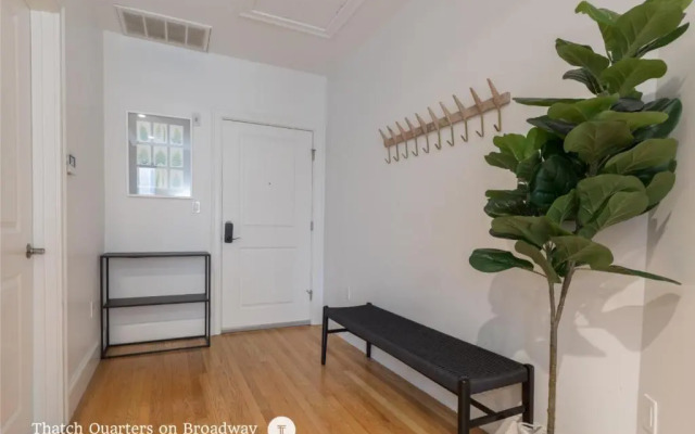 West Broadway Quarters