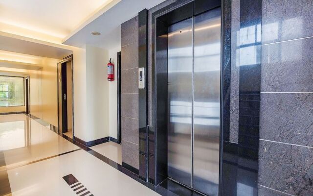 Edition O 30016 Citiotel Shivajinagar