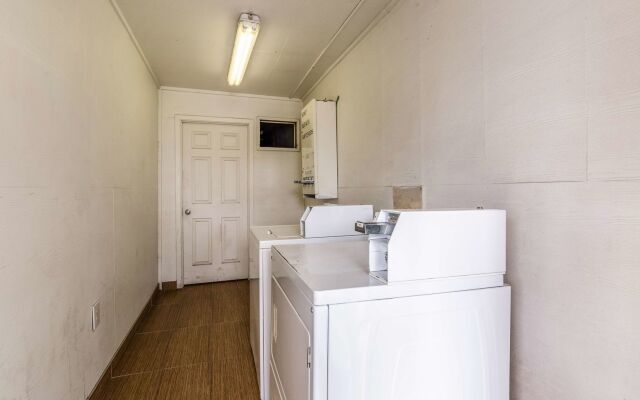 Quality Inn & Suites Port Lavaca near Lighthouse Beach