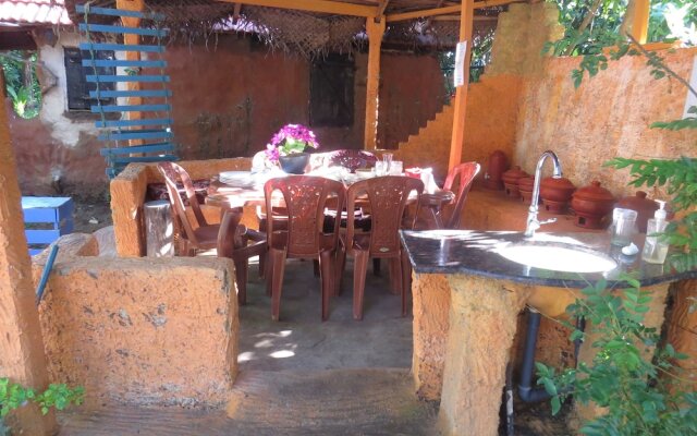 Thisara Guest Hotel Rooms