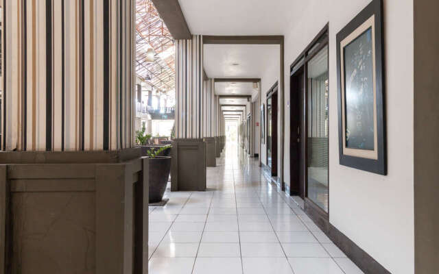 RedDoorz Plus @ Raya Legian