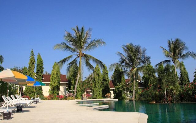Baan Saen Sook Villas