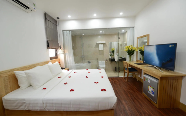 Blue Hanoi Inn City Hotel