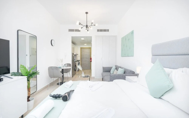 Perfect Studio That Sleeps 2 in JVC