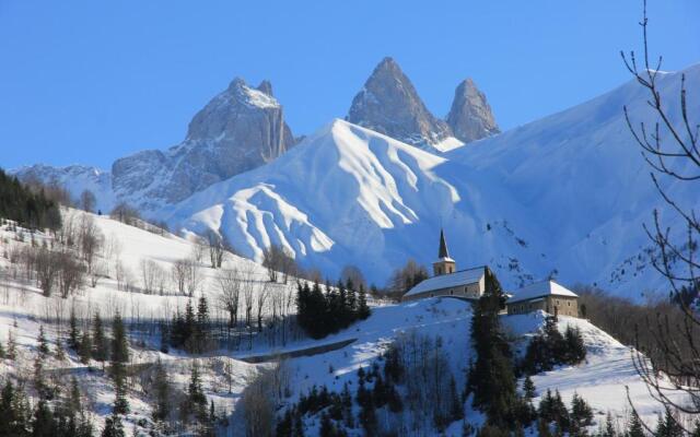 Guest House Chalet Saint Roch