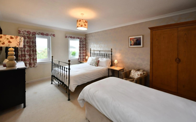 Lochans Lodge