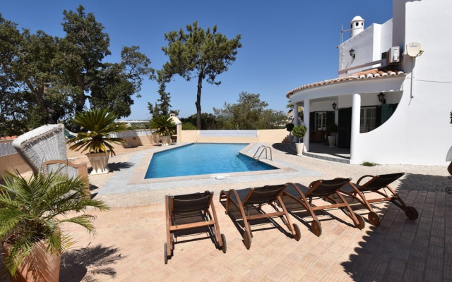Villa Casa Tulipa Sleeps 4 With Pool, Garden & A/c