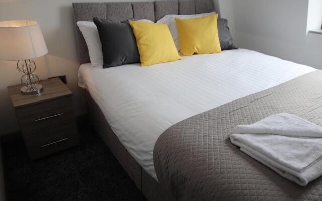 Halifax House, Studio Apartment 213