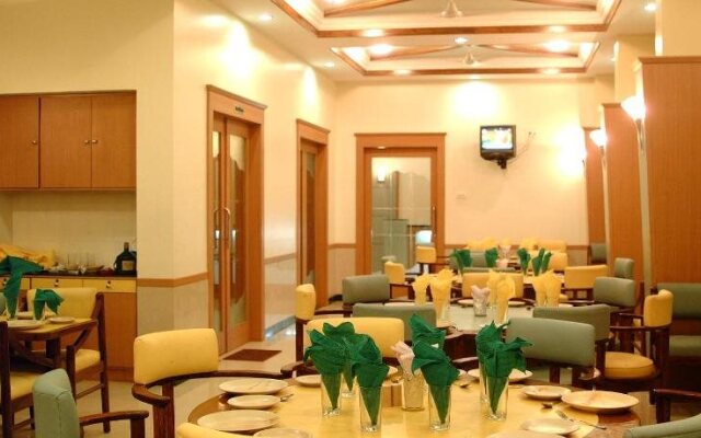Hotel Ravi Kiran