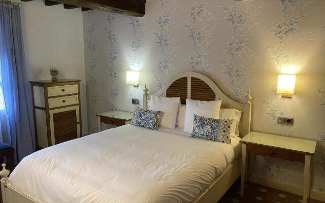 Apartamentos Rurales El Zarzo