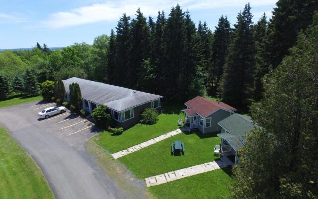 The Lionstone Inn Motel and Cottages