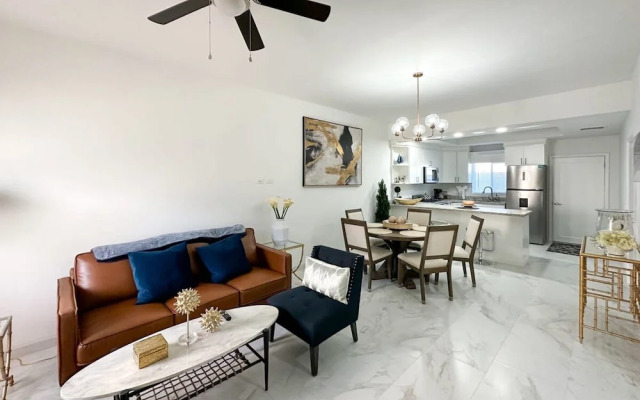 Modern Home in The Exclusivity of Las Conchas