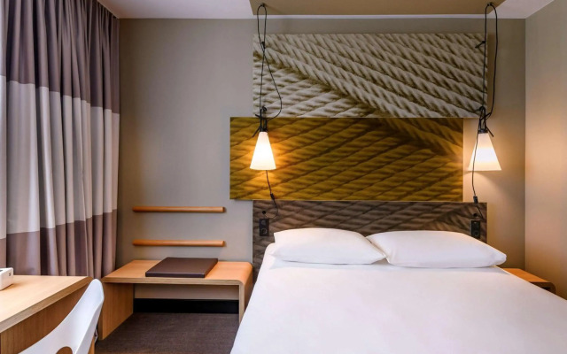 Arizona Charlie's Boulder