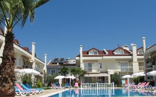 Villa CED1 by JoyLettings