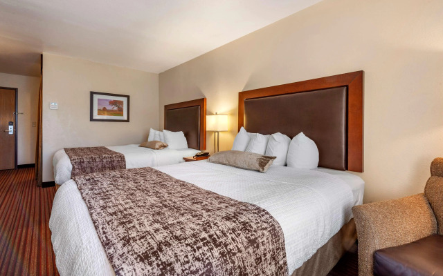 Best Western Plus Sparta Trail Lodge