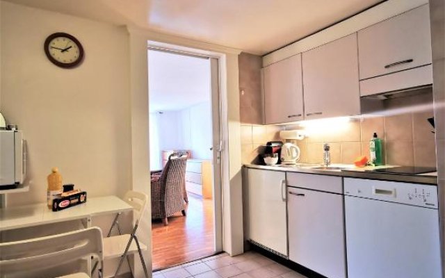 140 Lausanne Ouchy, BEST LOCATION 50 meters from the lake !