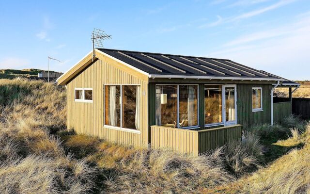 Vintage Holiday Home in Løkken With Terrace