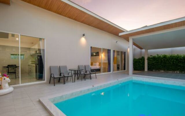 Sasi Pool Villa Phuket