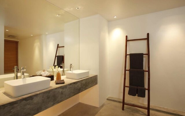 Villa Tian Blue