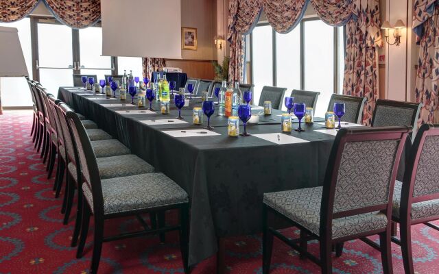 Best Western Manor Hotel