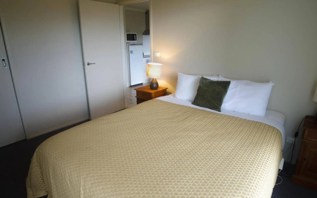 Bruny Island Escapes and Hotel Bruny