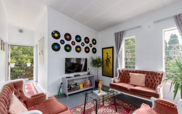 Stylish 2-bed Apartment in Centurion, Pretoria