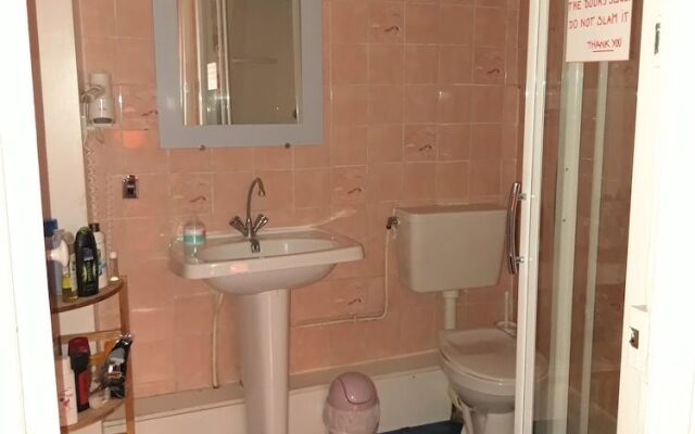 Nice Guesthouse