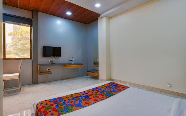 Fabhotel Zaid International