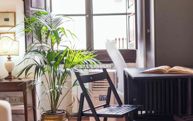 Ognissanti Flat by Mmega