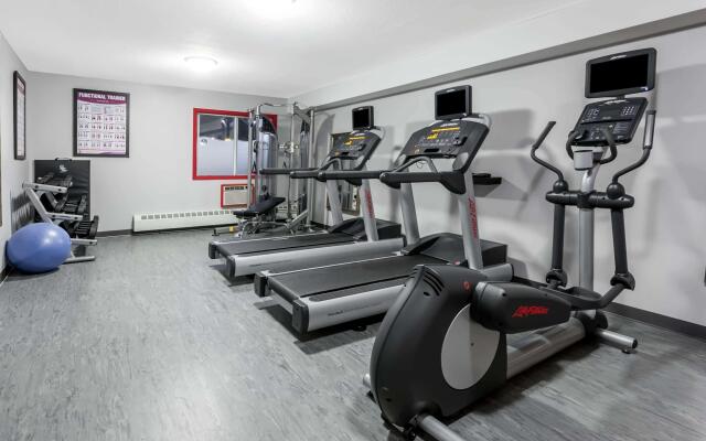 Stony Plain Inn and Suites