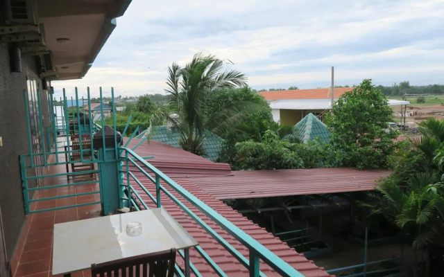 River Dolphin Hotel