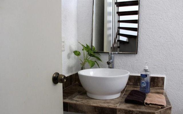 Whole House in the Center of Cancun