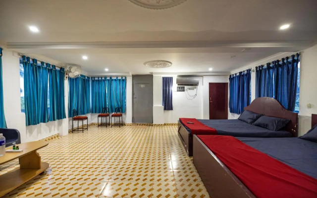 Sri Sai Holiday Inn