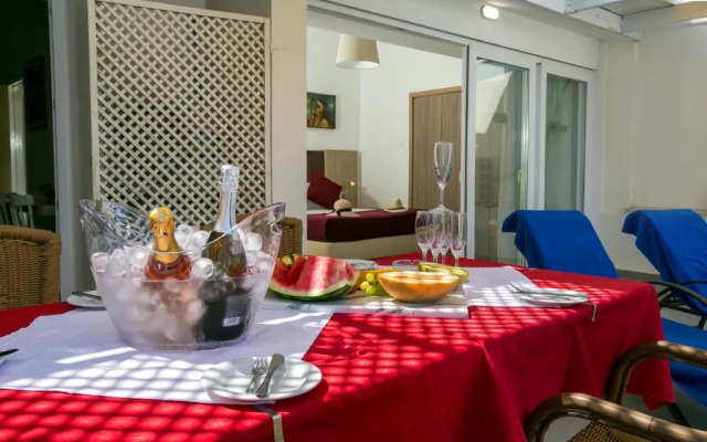 Fitos Inn Guest House