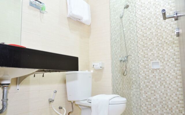 ZEN Rooms Basic Kedung Sari Wonorejo