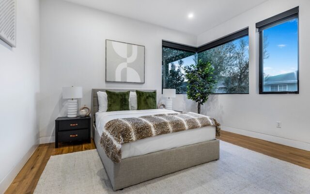 Skyline Luxury Haven