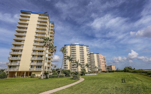 Estero Beach and Tennis 1001a