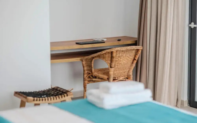 D Palm Premium Living