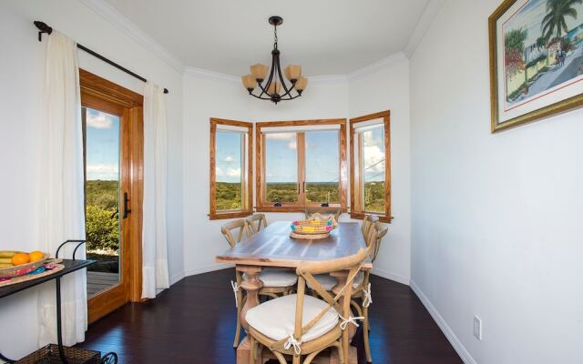 Savannah Hill by Eleuthera Vacation Rentals