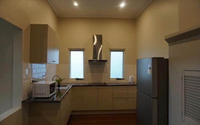 Villa Carlingford
