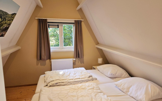 Lovely Private Chalet Near Durbuy