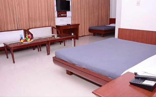 Hotel Raj Continental