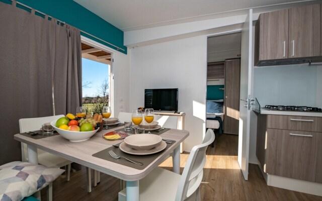 Superior Mobile Homes in Camping Kazela