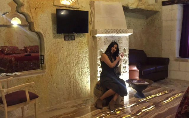 Oread Cave Suites