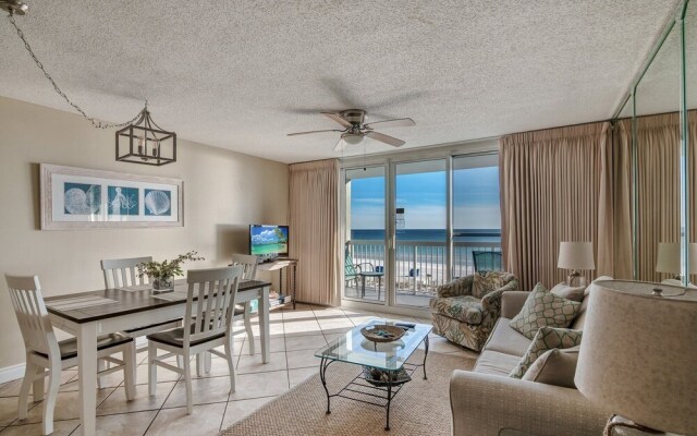 Pelican Beach 0309 1 Bedroom Condo by Pelican Beach Management
